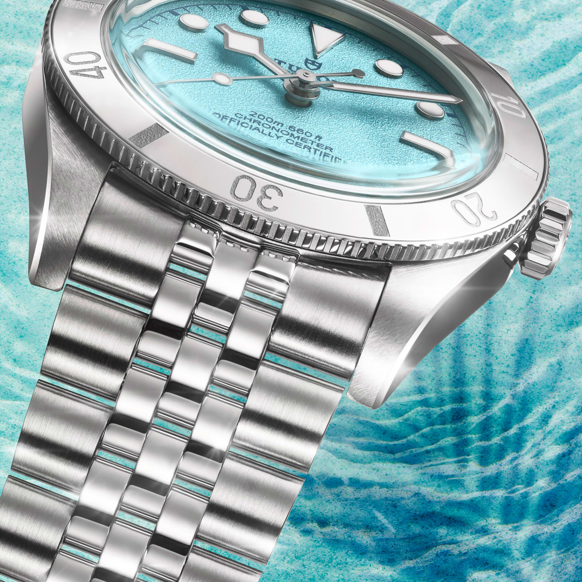 tudorwatch-black-bay-54-lagoon-blue-gall