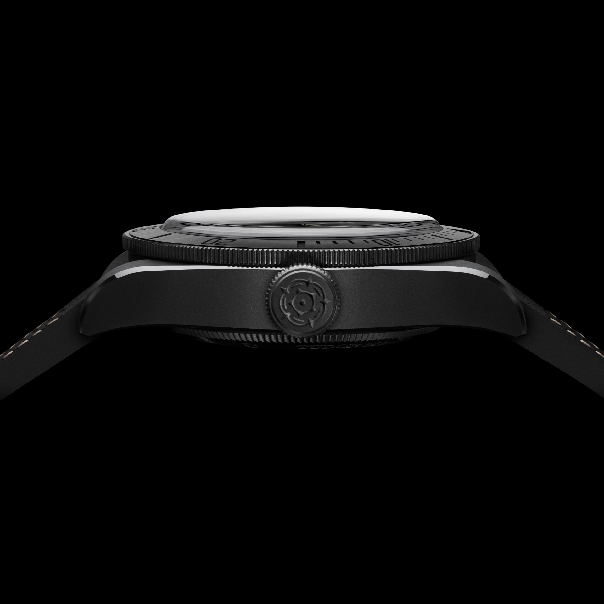 Высокотехнологичные часы Black Bay Ceramic