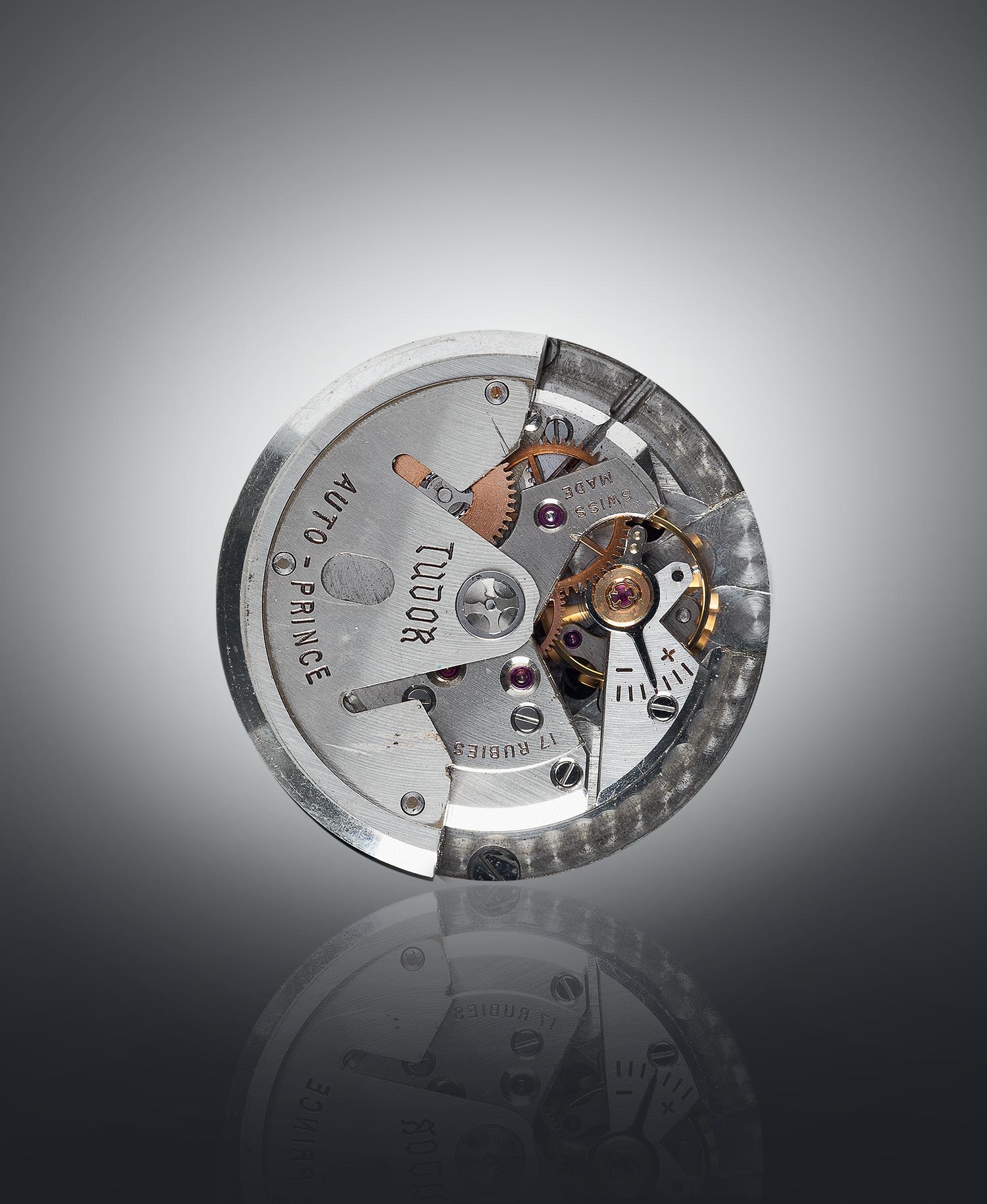 チューダー ミリタリー ダイビングウォッチ | Inside TUDOR