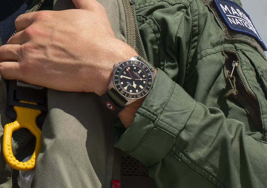 Luminox watch olx hotsell