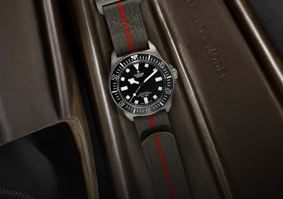 Pelagos FXD Navy