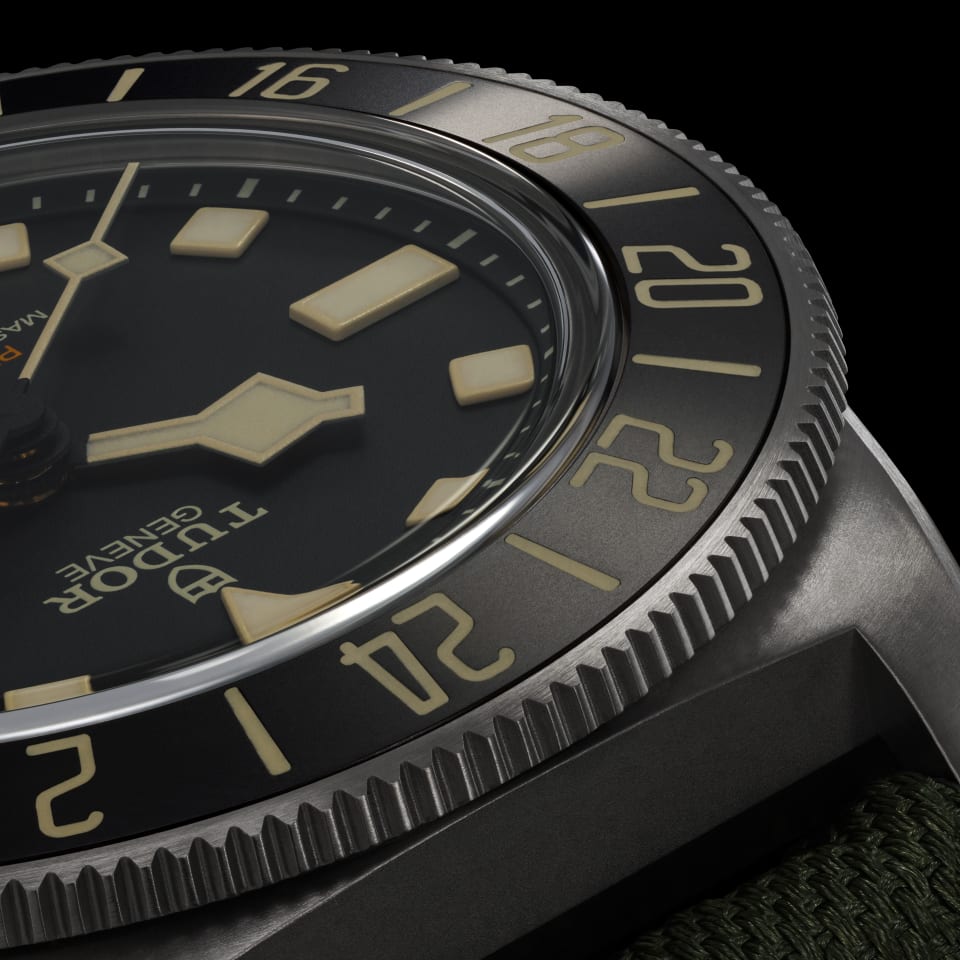 tudor-watch-pelagos-fxd-gmt-gallery-02