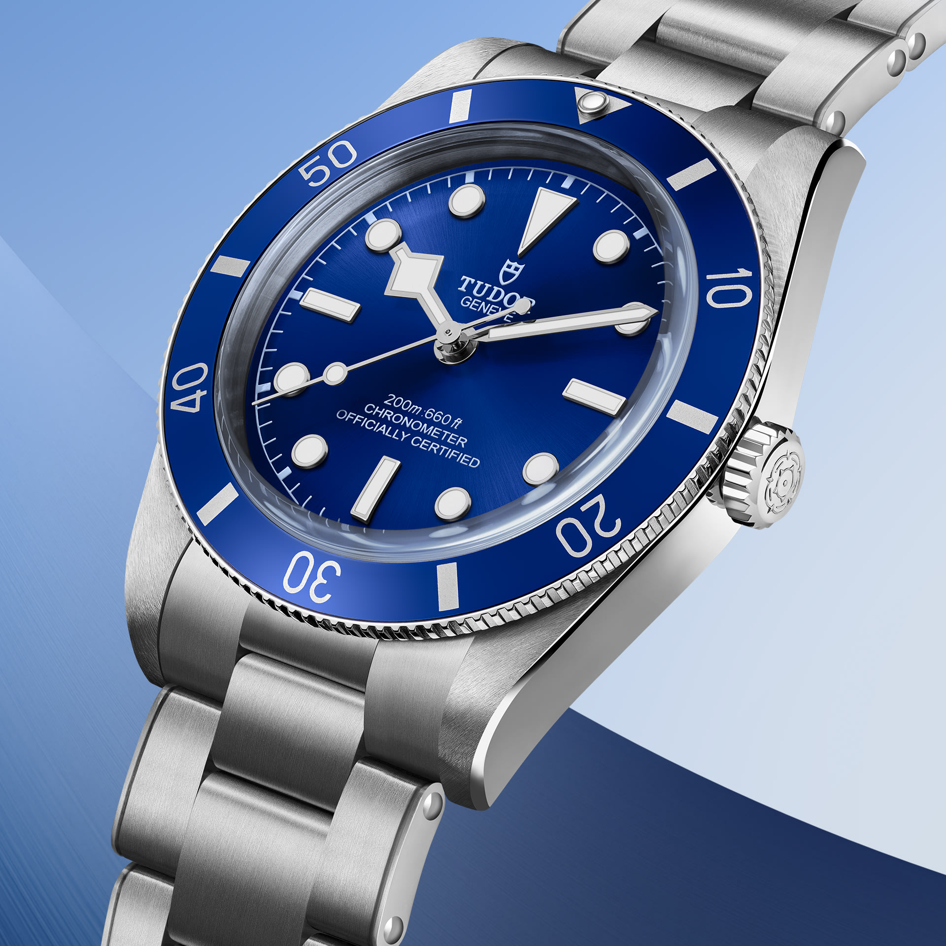 https://media.tudorwatch.com/image/upload/q_auto/f_auto/t_tdr-cover-gallery-zoom/c_limit,w_3840/v1/tudorwatch/09d6x9svgwnds/model-assets/beautyshots/tudor-m79000b-0001