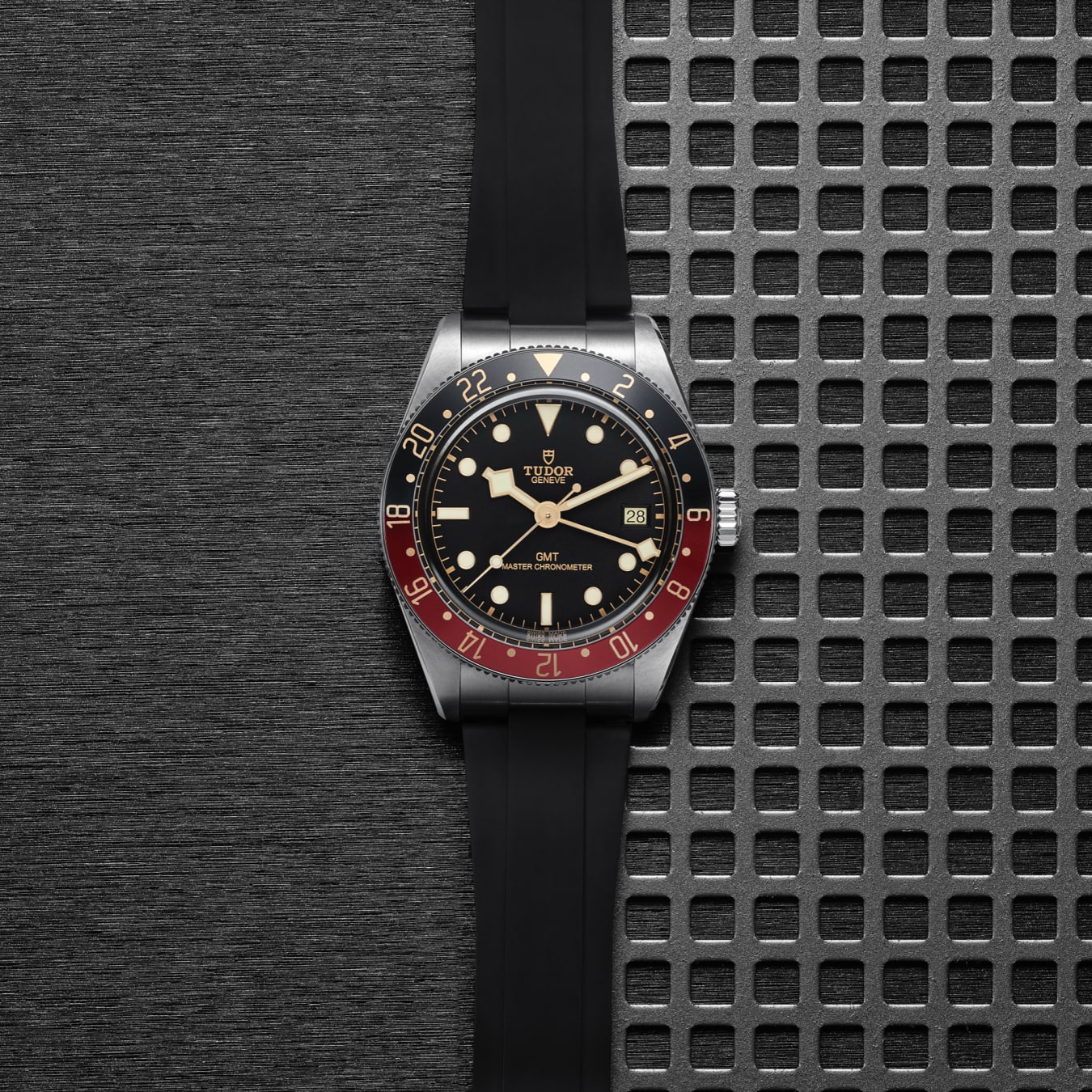 Tudor black bay rubber strap store