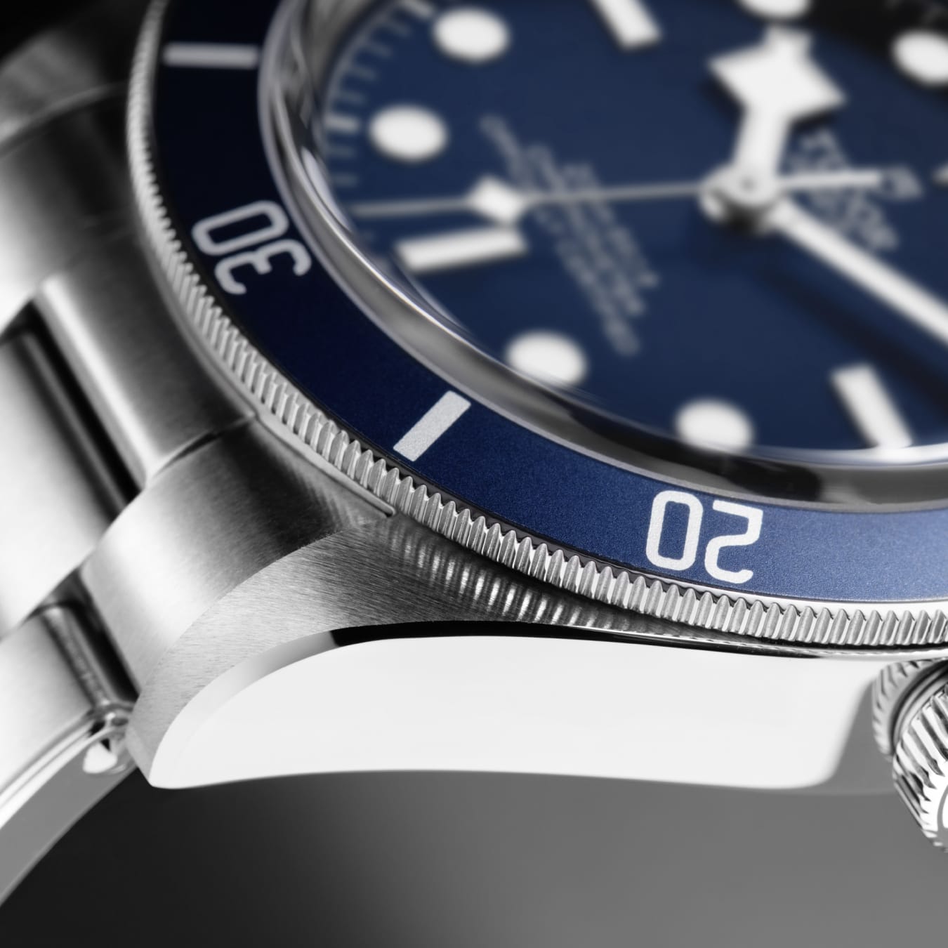 Tudor black bay wallpaper cheap