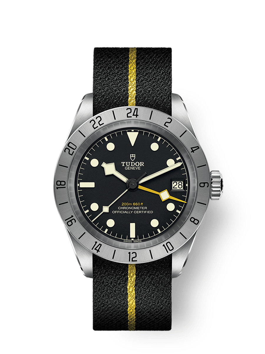 Black Bay Pro 鋼錶殼，直徑39毫米 黑色織紋錶帶，飾以黃色條紋
